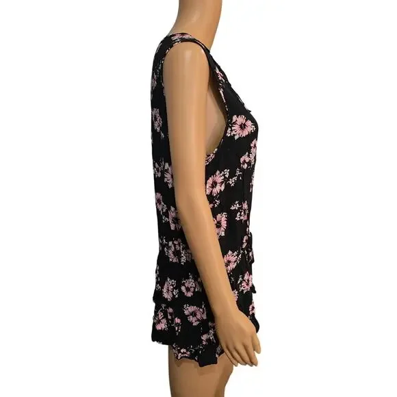 Colloseum Black Sleeveless V Neck Floral Print Top XL NWOT - Picture 3 of 7